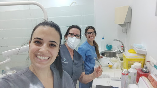 Clínica Dental Dra. Isabel Almoril en Villafranca de los Barros, Badajoz