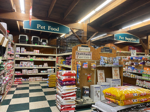 Animal Feed Store «Lochte Feed & General Store», reviews and photos, 509 Longhorn St, Fredericksburg, TX 78624, USA