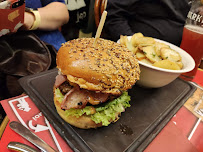 Hamburger du Restaurant français Chez Papa à Paris - n°13