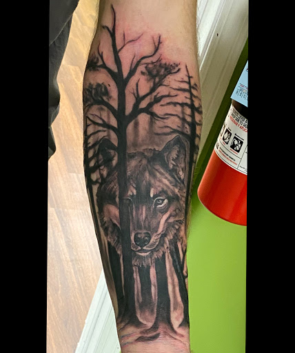 Explore tattoo ideas for girlfriends, creative tattoo ideas in Springfield, available at Poke and a Rub art studio