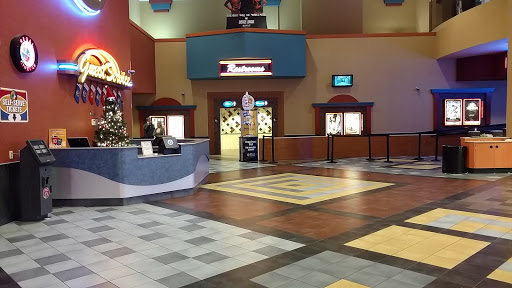 Movie Theater «Regal Cinemas Streets of Indian Lake 16 & IMAX», reviews and photos, 300 Indian Lake Blvd, Hendersonville, TN 37075, USA