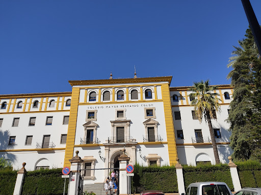 Colegio Mayor Hernando Colón