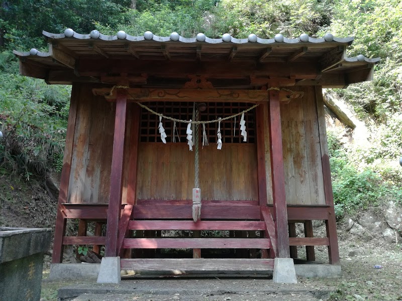 葦太郎神社