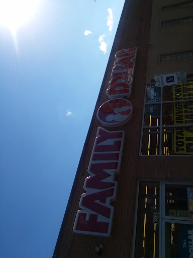 Dollar Store «FAMILY DOLLAR», reviews and photos, 1033 E Galena Blvd, Aurora, IL 60505, USA