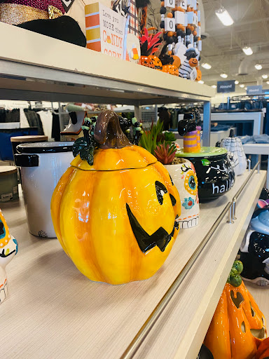 Department Store «Nordstrom Rack Lake Brandon Plaza», reviews and photos, 11201 Causeway Blvd, Brandon, FL 33511, USA