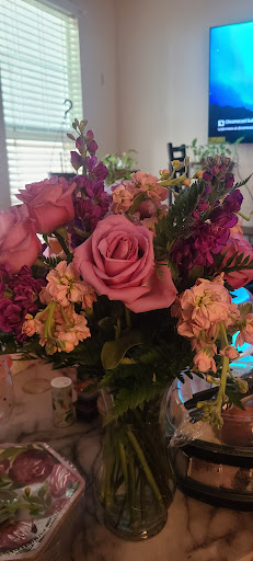 Florist «Jasmine Gardens Unique Flowers&gifts», reviews and photos, 5024 E Belknap St, Haltom City, TX 76117, USA