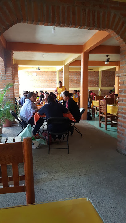 Restaurant y Marisqueria Barra de Coyuca - Gálvez 34, Centro, 41300 Tlapa, Gro., Mexico