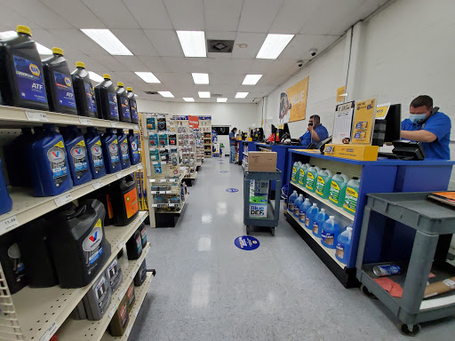 Auto Parts Store «NAPA Auto Parts - Genuine Parts Company», reviews and photos, 736 N Victory Blvd, Burbank, CA 91502, USA