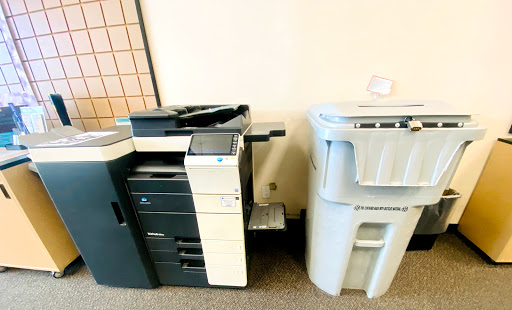 Shipping and Mailing Service «The UPS Store», reviews and photos, 2417 Jericho Turnpike, Garden City Park, NY 11040, USA