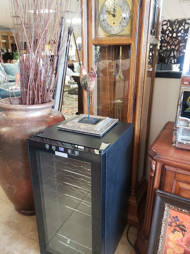 Furniture Store «J and B Furniture Consignments», reviews and photos, 42407 N Vision Way #101, Anthem, AZ 85086, USA