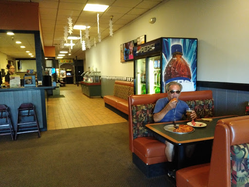 Pizza Restaurant «Round Table Pizza», reviews and photos, 10375 Folsom Blvd, Rancho Cordova, CA 95670, USA
