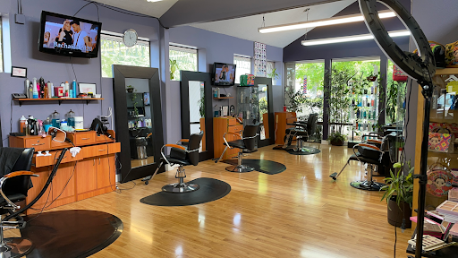 Beauty Salon «Mazatlan Beauty Salon», reviews and photos, 19300 SW Boones Ferry Rd, Tualatin, OR 97062, USA