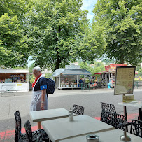 Atmosphère du Restaurant Sandwicherie Crêperie Anonyme à Lourdes - n°1