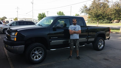 Used Car Dealer «Harris Boyz Auto», reviews and photos, 2115 S Riverside Dr, Iowa City, IA 52246, USA