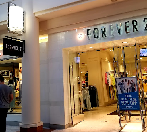 Clothing Store «Forever 21», reviews and photos, 3251 20th Ave, San Francisco, CA 94132, USA