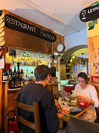 Atmosphère du Restaurant Pintxoak à Cauterets - n°2