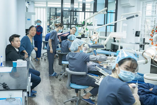 Af1qipnnb0hqwuol 4uo Aihe G Sgfl7pwbdb2w Pbi