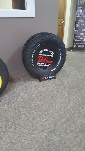 Auto Repair Shop «Dave Sinclair Chrysler Dodge Jeep Ram», reviews and photos, 2326 W Osage St, Pacific, MO 63069, USA