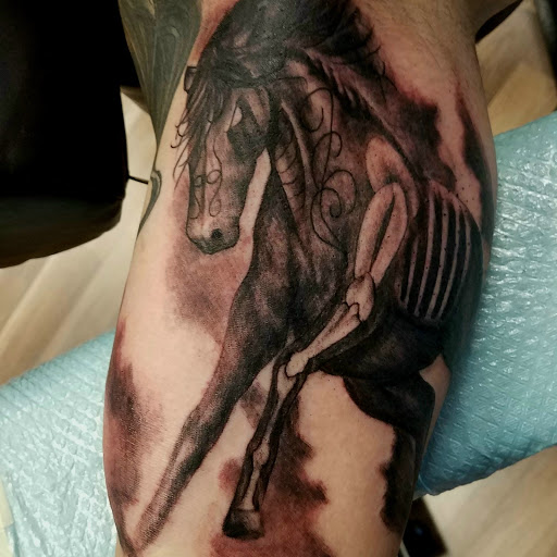 Tattoo Shop «Sacred Society Tattoo», reviews and photos, 2095 N Dobson Rd #6, Chandler, AZ 85224, USA