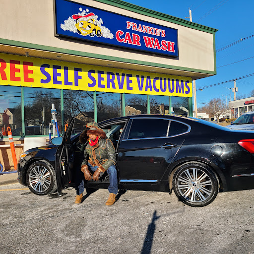 Frankie's Car Express Exterior Car Wash Belleville en Belleville
