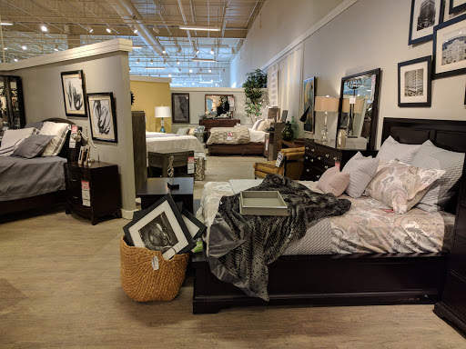 Furniture Store «Art Van Furniture - Orland Park», reviews and photos, 15080 South La Grange Road, Orland Park, IL 60462, USA