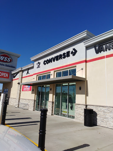 Shoe Store «WSS», reviews and photos, 104 W Foothill Blvd, Rialto, CA 92376, USA