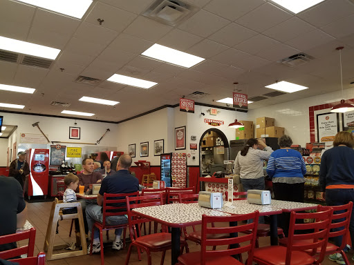 Sandwich Shop «Firehouse Subs», reviews and photos, 251 W Lee Hwy #634, Warrenton, VA 20186, USA