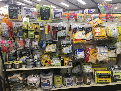 Pet Supply Store «Blue Seal Feeds Inc», reviews and photos, 876 Stillwater Ave # 1, Bangor, ME 04401, USA
