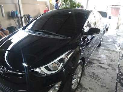 V8 Garage Club Brás de Pina Rio Janeiro