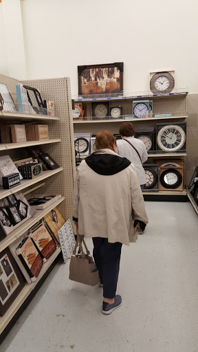 Discount Store «Big Lots», reviews and photos, 10548 SE Washington St, Portland, OR 97216, USA