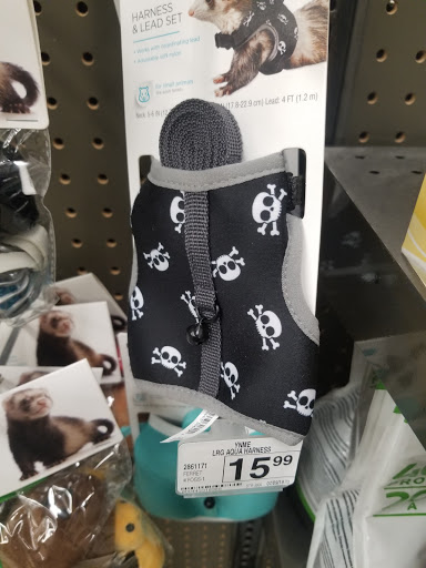 Pet Supply Store «Petco Animal Supplies», reviews and photos, 1419 Towne Square Blvd NW, Roanoke, VA 24019, USA