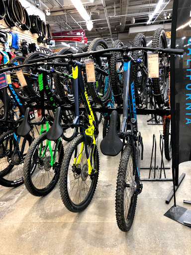 Outdoor Sports Store «Outdoor Gear Exchange», reviews and photos, 37 Church St, Burlington, VT 05401, USA