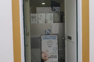 Clinica Dentaria - Dra Celia Regina Caveiro image