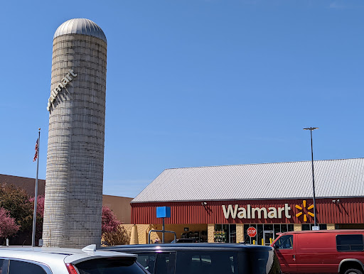 Department Store «Walmart Supercenter», reviews and photos, 100 Crossings Blvd, Elverson, PA 19520, USA