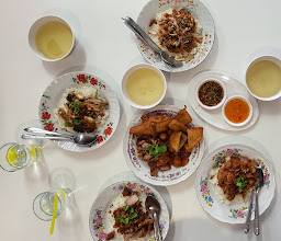 อุดม หมูทอด photo