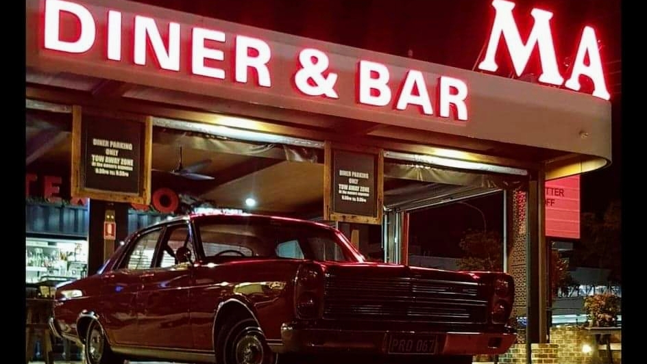 Max's Diner and Bar 4504