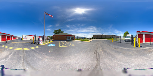 Self-Storage Facility «CubeSmart Self Storage», reviews and photos, 1750 Busse Rd, Elk Grove Village, IL 60007, USA