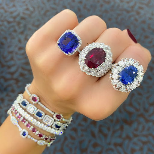 Jewelry Store «Gail Jewelers», reviews and photos, 844 Avocado Ave, Newport Beach, CA 92660, USA