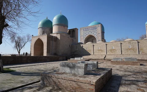 Kok Gumbaz Mosque image