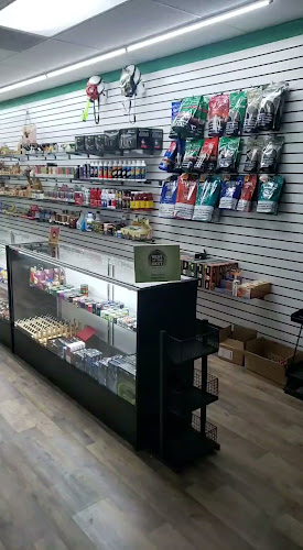Reviews of Wolves Den Smoke Kava and Kratom Bar in Tampa - Tobacco shop