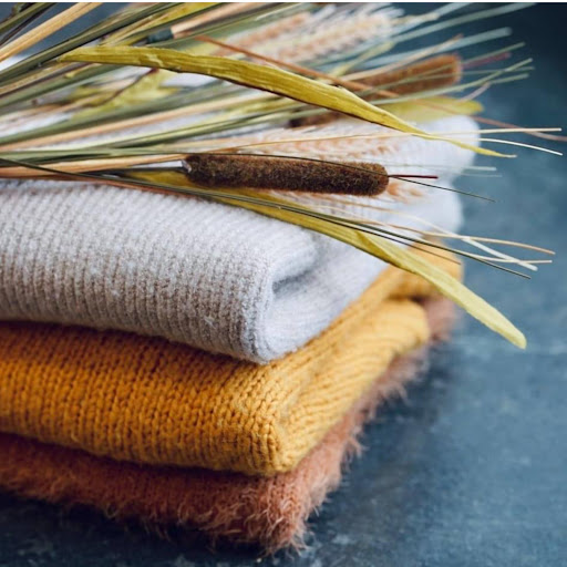 Thrift Store «Uptown Cheapskate», reviews and photos, 24366 Rockfield Blvd, Lake Forest, CA 92630, USA