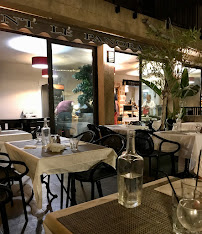 Atmosphère du Restaurant Le Panorama à Ota - n°4