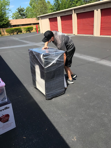 Moving and Storage Service «Two Men and a Truck», reviews and photos, 2500 W 15th St, Panama City, FL 32401, USA