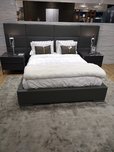 Furniture Store «Modern Furniture Store Fort Lauderdale Modani», reviews and photos, 3661 N Federal Hwy, Fort Lauderdale, FL 33308, USA