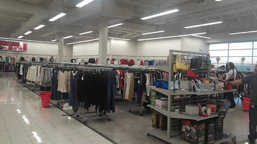 Clothing Store «Burlington Coat Factory», reviews and photos, 150 E Main St, Alhambra, CA 91801, USA
