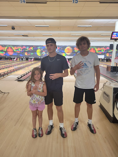 Sports Complex «Waterford Lanes», reviews and photos, 7100 Cooley Lake Rd, Waterford Twp, MI 48327, USA