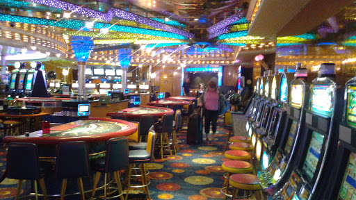 Shopping Mall «Channelside Bay Plaza», reviews and photos, 615 Channelside Dr #117, Tampa, FL 33602, USA