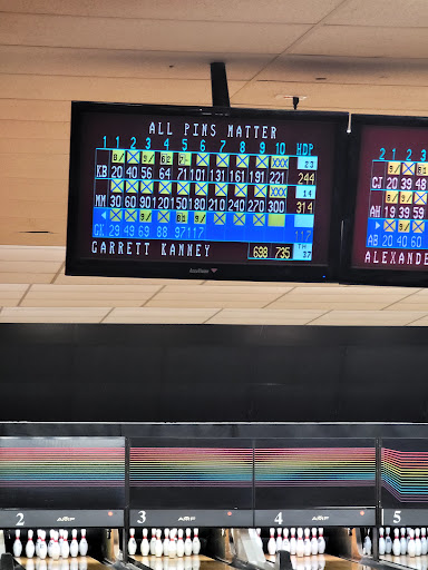 Bowling Alley «AMF Pin Palace Lanes», reviews and photos, 2006 Country Club Ave NW, Huntsville, AL 35816, USA