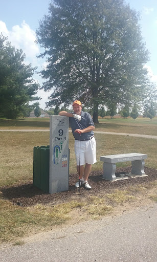 Golf Course «Wolves Crossing Golf Course», reviews and photos, 23745 N Centennial Rd, Jerseyville, IL 62052, USA