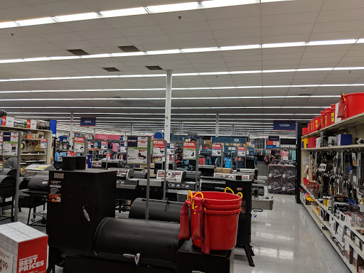 Sporting Goods Store «Academy Sports + Outdoors», reviews and photos, 710 Skyland Blvd, Tuscaloosa, AL 35405, USA